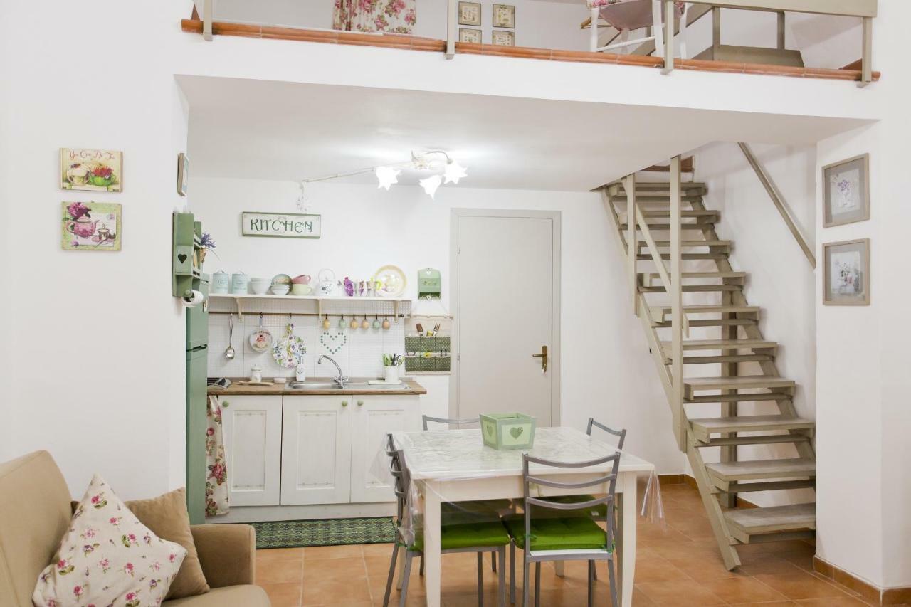 パレルモLittle House Inside Capo'S Marketアパートメント エクステリア 写真