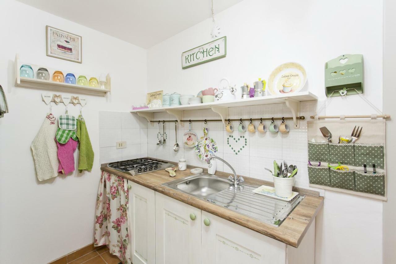 パレルモLittle House Inside Capo'S Marketアパートメント エクステリア 写真