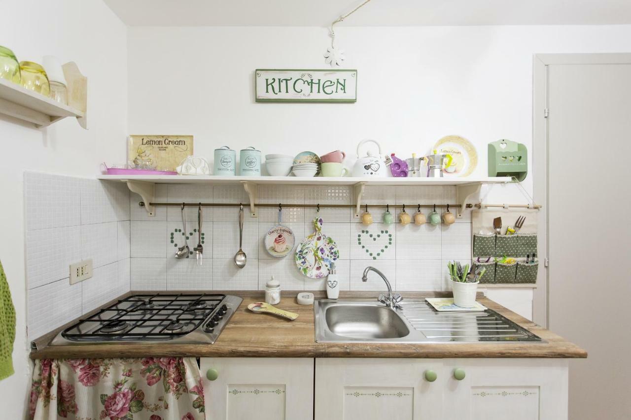 パレルモLittle House Inside Capo'S Marketアパートメント エクステリア 写真